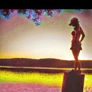 Meet your Posher, Julia